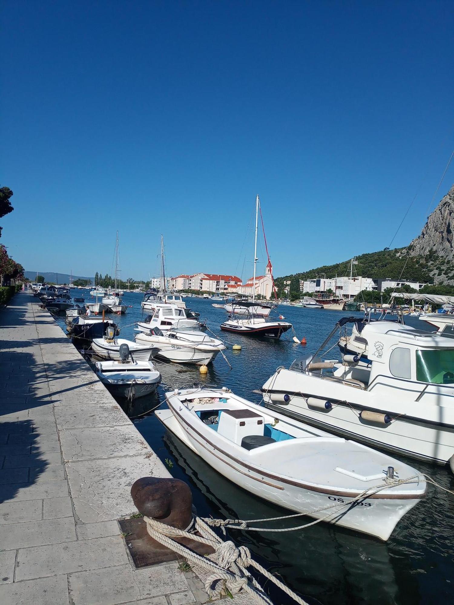 Panorama Sea View Apartment H Omiš Extérieur photo
