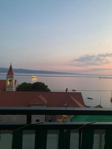 Panorama Sea View Apartment H Omiš Extérieur photo