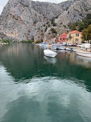 Panorama Sea View Apartment H Omiš Extérieur photo