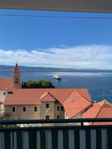 Panorama Sea View Apartment H Omiš Extérieur photo